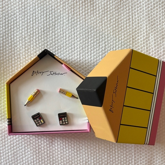 Betsey Johnson Earrings: Back to School Pencils and Calculator Earrings NWT - Picture 6 of 7